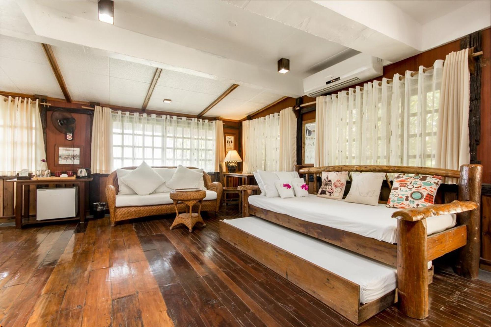 Oldwoods By The Sea Nature Resort Bani Pangasinan Exterior photo