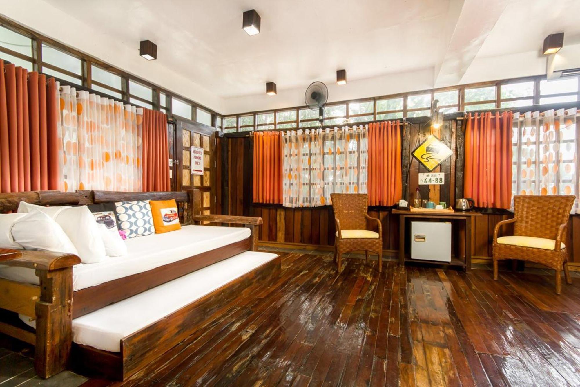Oldwoods By The Sea Nature Resort Bani Pangasinan Exterior photo